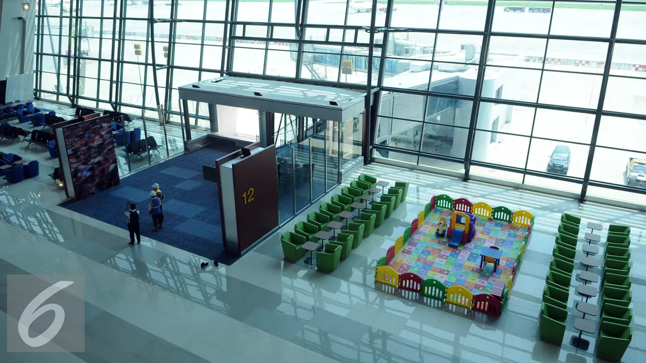 20160713- Terminal 3 Ultimate Terus Berbenah-Jakarta- Helmi Afandi