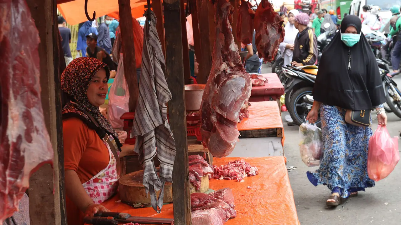 Pedagang Daging Musiman Menjamur