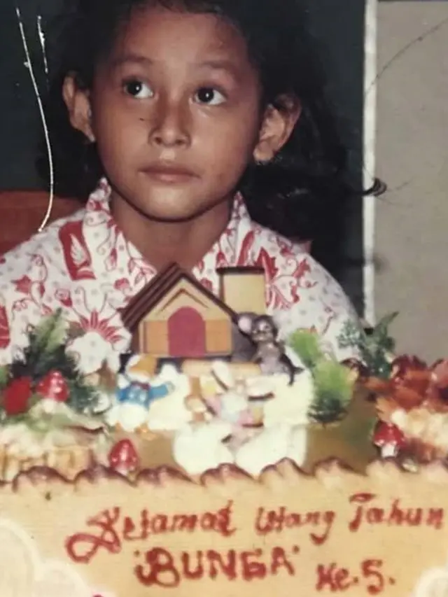 Resmi Jadi Istri Syamsir Alam, Ini 6 Pesona Masa Kecil Bunga Jelitha