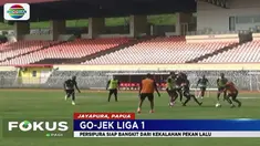 Persipura akan mengandalkan Boaz Solossa dan Friska Womsiwor serta striker asal Brazil Hilton Moreira untuk mendobrak pertahanan pasukan Bajul Ijo.