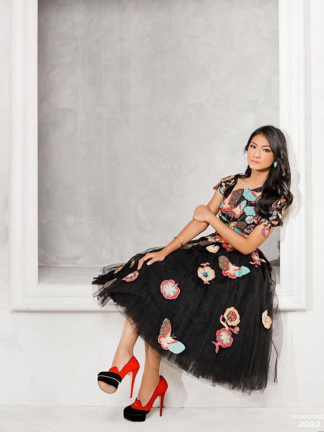 Gaya Pemotretan Terbaru 7 Pemain Dari Jendela SMP, Tampil Memukau