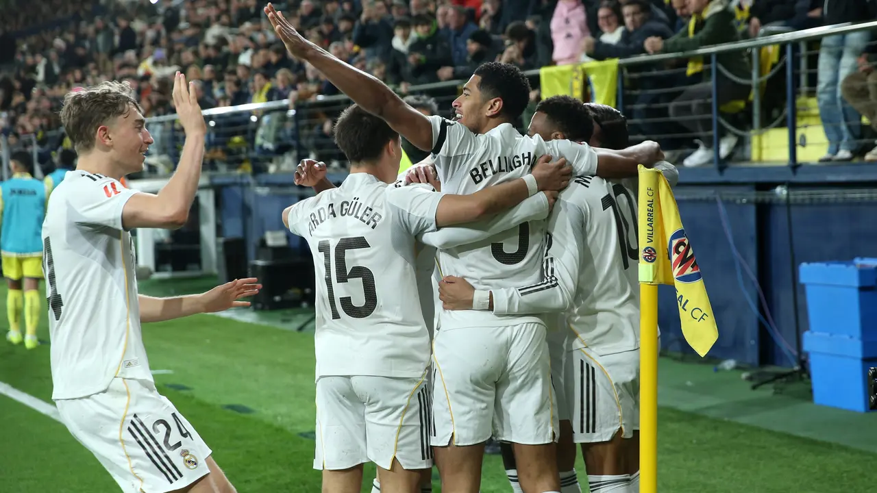 Skuad Real Madrid merayakan gol Kylian Mbappe ke gawang Villarreal di jornada 21 Liga Spanyol 2025/2026 di La Ceramica, Minggu (25/01/2026) dini hari WIB.