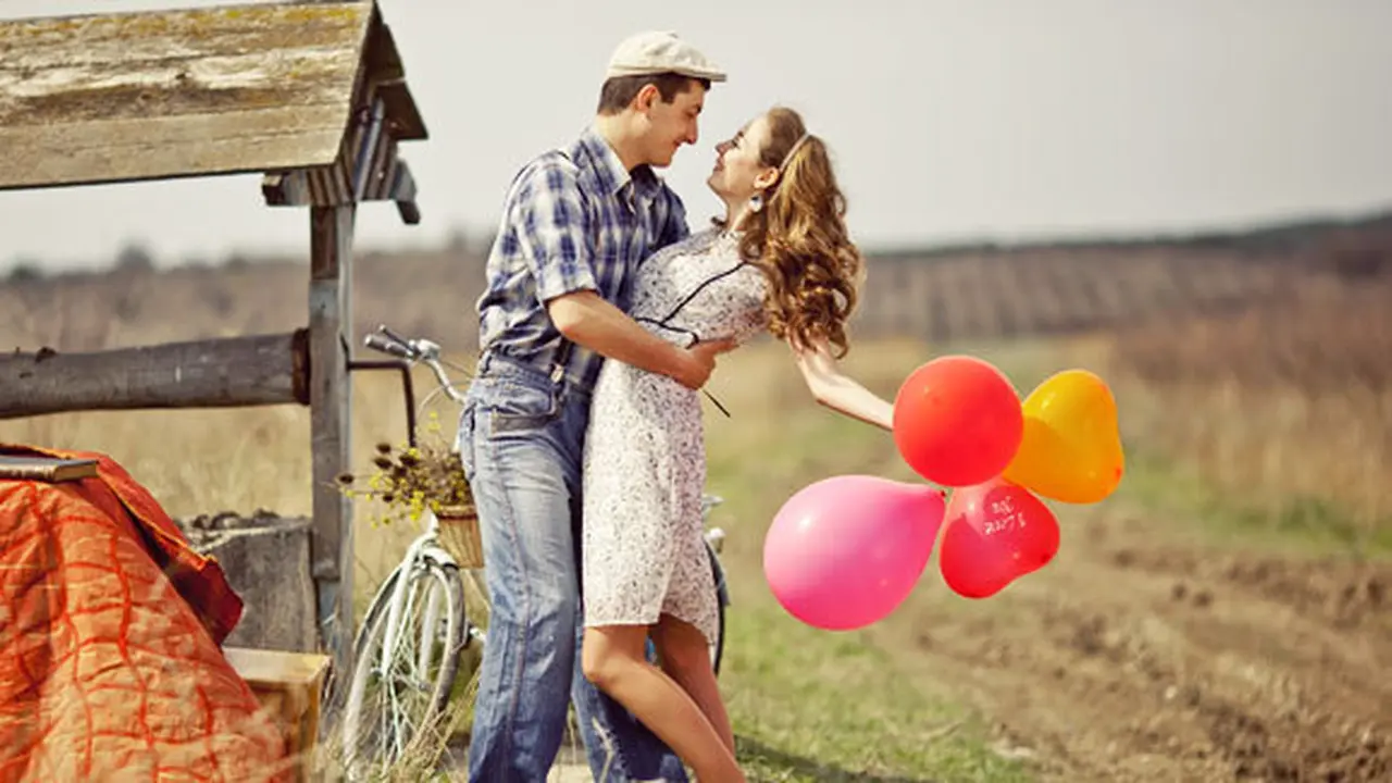 (c) shutterstock
