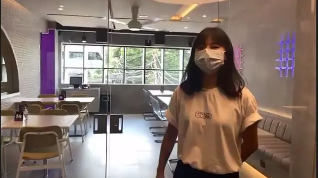 Restoran Moon Chicken Station Buka Perdana, Hadirkan Menu ala Korea dengan Interior Luar Angkasa