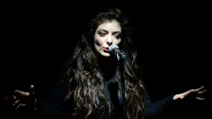 [Bintang]  Lorde