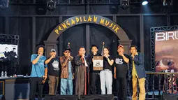 Biru Baru Dinyatakan Bebas dari 'Dakwaan' di Pengadilan Musik