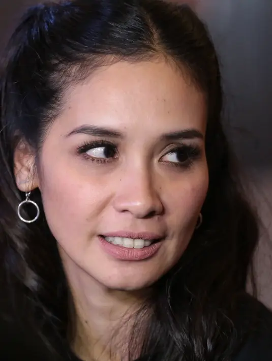 "Persiapannya juga pastinya untuk saya ekstra banget, pastinya tiap hari latihan fisik, latihan koreo dan saya olahraga di luar jam-jam latihan juga untuk meningkatkan stamina fisik,” ungkap Marsha. (Adrian Putra/Bintang.com)