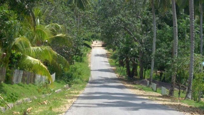 Pada 2020 penggunaan  Aspal Buton (Asbuton) dilakukan pada jalan sepanjang 793 km yang tersebar di 25 provinsi di Indonesia, dengan volume kebutuhan sekitar 42 ribu ton. (Dok Kementerian PUPR)