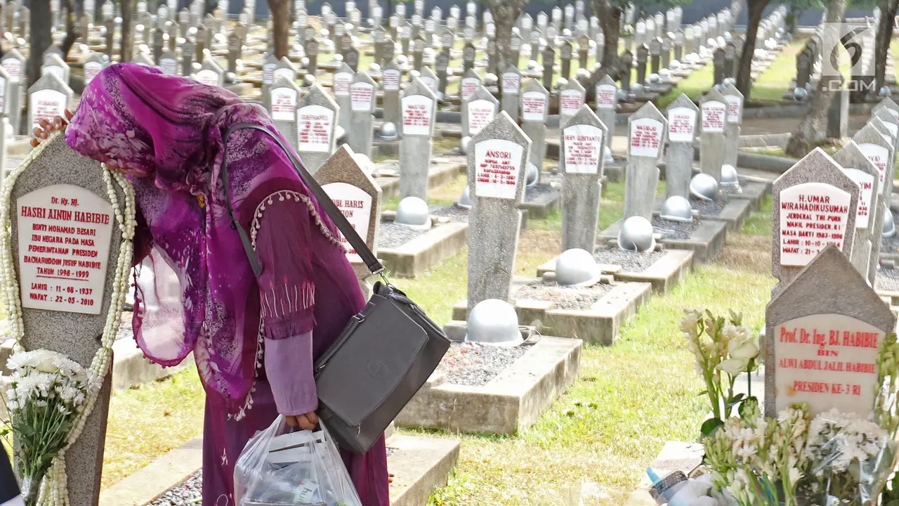 Makam BJ Habibie