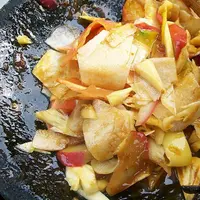 Rujak Bancih, makanan khas Bali. (infoobjek.wordpress.com)
