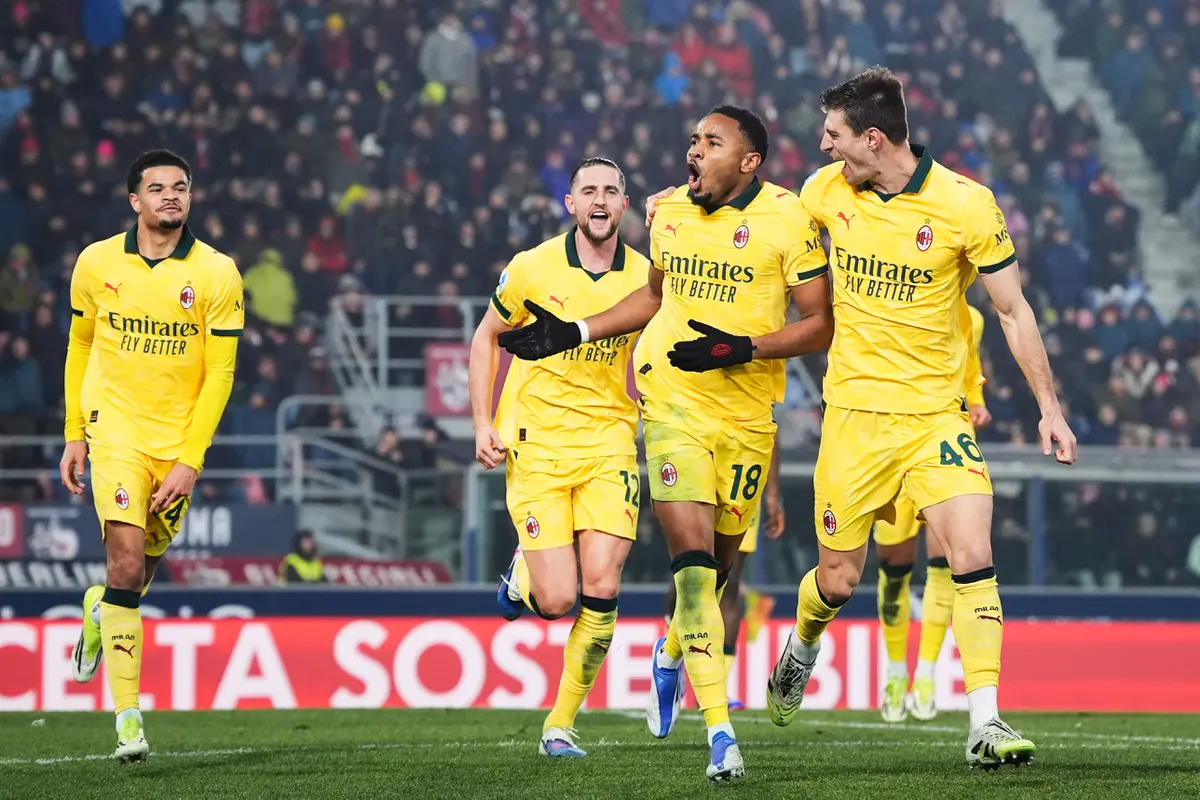 Selebrasi Christopher Nkunku (kedua dari kanan) di laga Bologna vs AC Milan di pekan ke-23 Liga Italia 2025/2026 di Renato Dall'Ara, Rabu (04/02/2026) dini hari WIB.