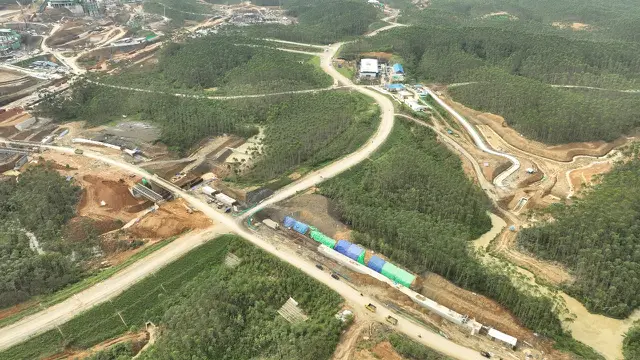 Pembangunan proyek Jalan Tol Trans Sumatera terus dilanjutkan untuk Tol Betung-Jambi ruas Bayung Lencir-Tempino Seksi 3