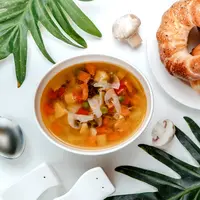 Ilustrasi bening sayur wortel dan jamur/copyright freepik.com/