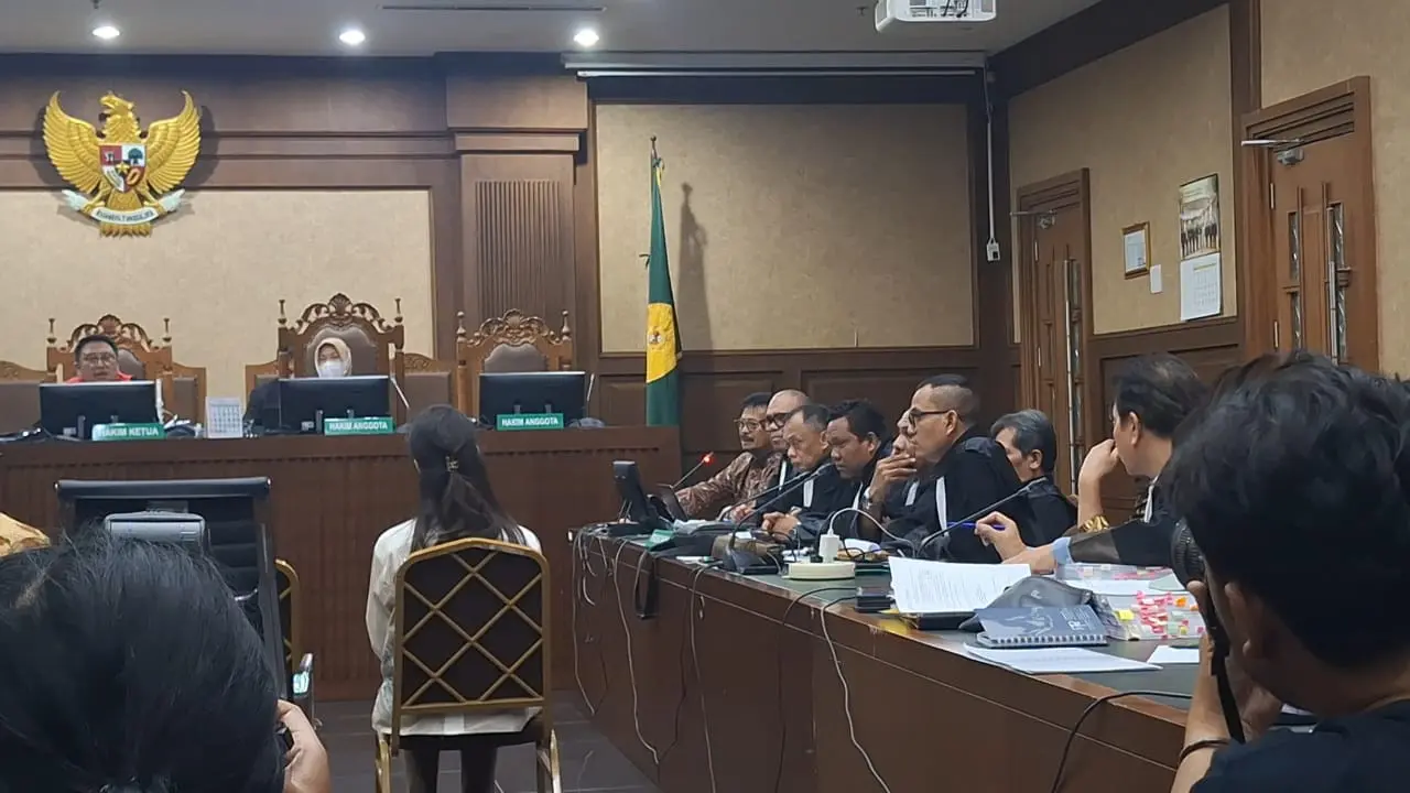 Indira Chuanda Thita Syahrul, putri mantan Menteri Pertanian Syahrul Yasin Limpo (SYL) saat menghadiri sidang lanjutan kasus korupsi Kementan.