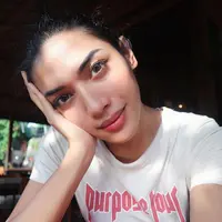 Rambutnya yang jarang banget bad hair day pun sering dianggap goals oleh para cewek-cewek yang kagum. (instagram/millencyrus)