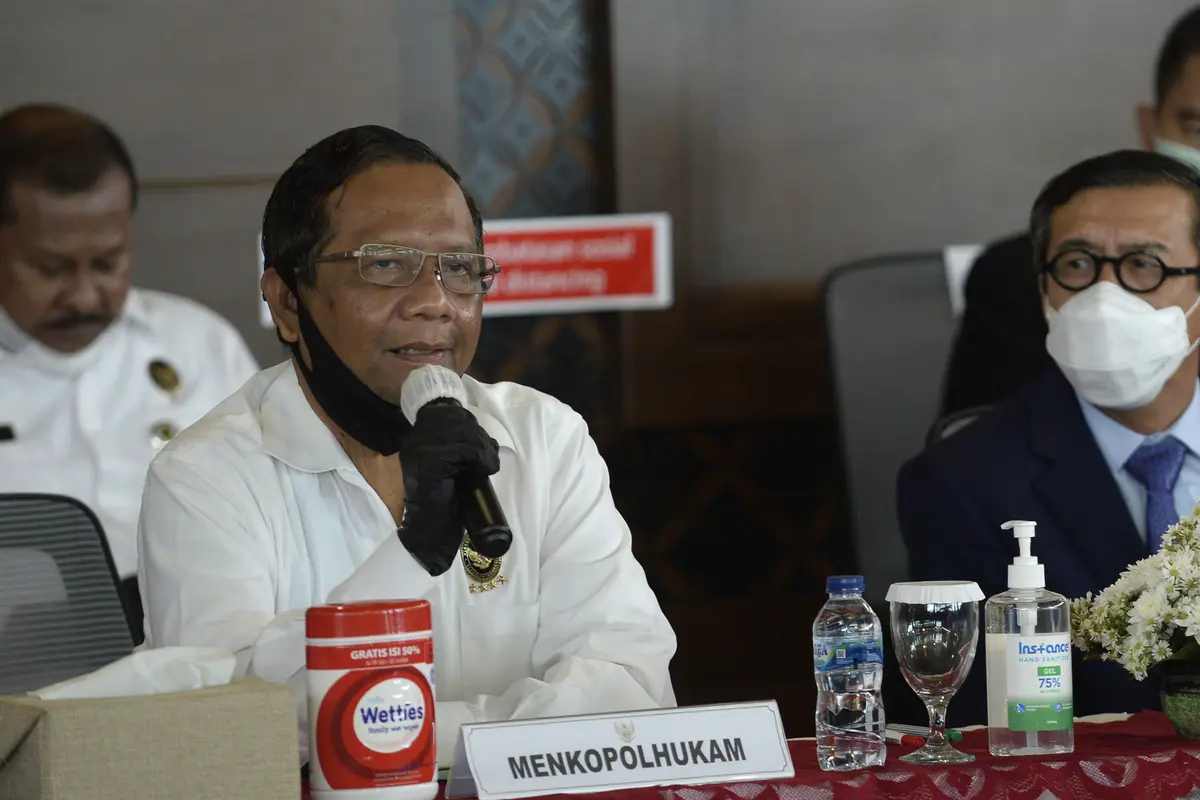 FOTO: Mahfud MD dan Yasonna Laoly Paparkan Pemulangan Maria Pauline Lumowa