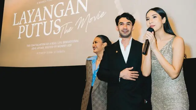 Anya Geraldine dan Raihaanun  di Premier Film Layangan Putus