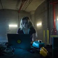 Cuplikan film Bedeviled (IMDb)