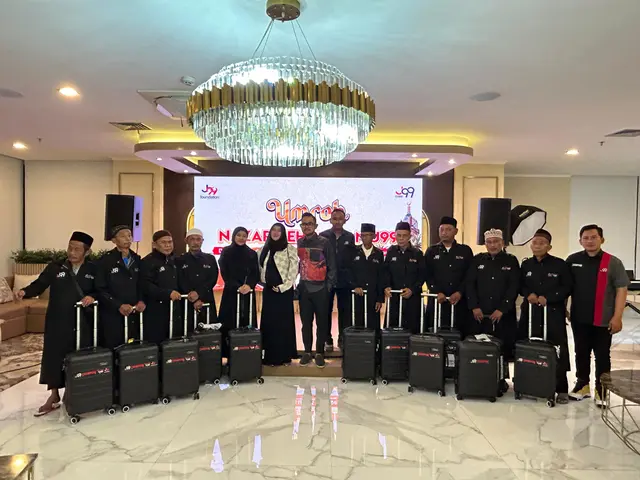 Tunaikan nazar kehamilan, Shandy Purnamasari berangkatkan umrah 30 orang 