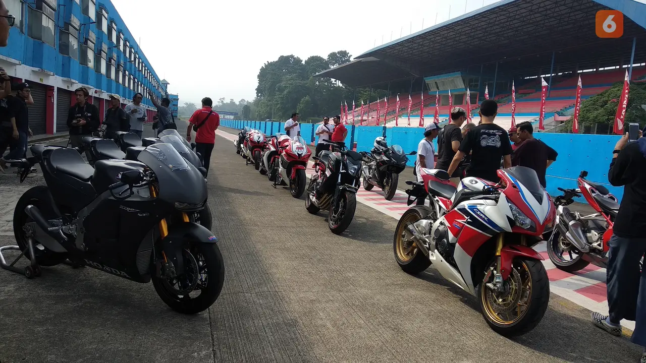 MotoGP Street Experience memberikan kesempatan untuk menjajal motor RC213V-S