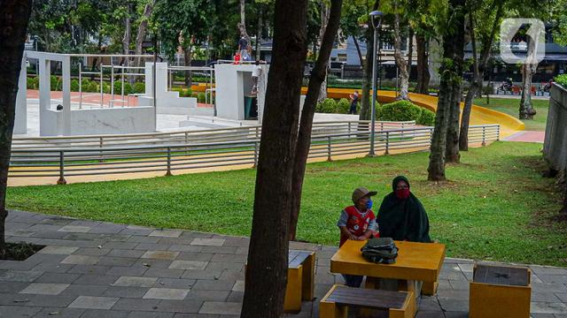 FOTO: RTH Jakarta Sudah Mulai Dibuka