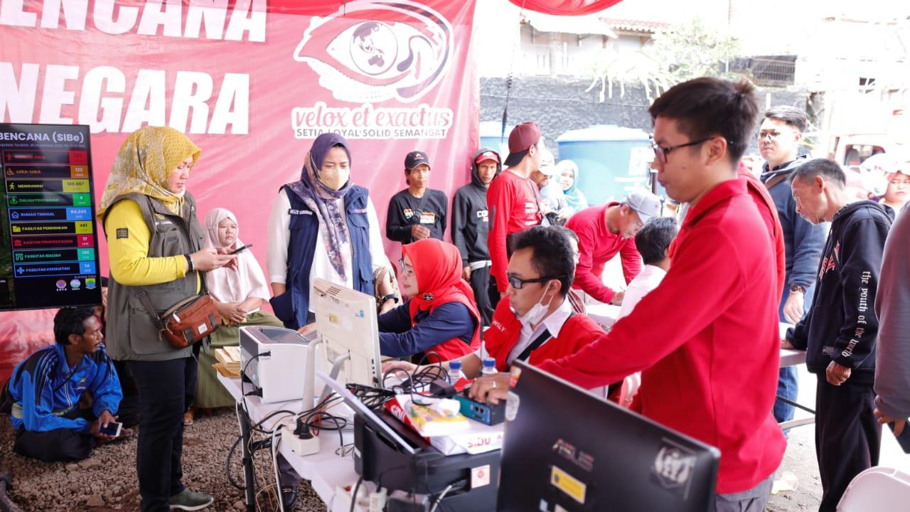 Tim Kemanusiaan BIN  menggandeng Satgas Direktorat Jenderal Kependudukan dan Pencatatan Sipil Kementerian Dalam Negeri (Ditjen Dukcapil Kemendagri) untuk menerbitkan kembali beragam dokumen kependudukan para penyintas. (Istimewa)