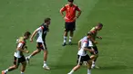 Timnas Jerman menggelar sesi latihan terbuka di Fonte Nova Arena, Salvador, Brasil, (15/6/2014). (AFP PHOTO/Francisco Leong)