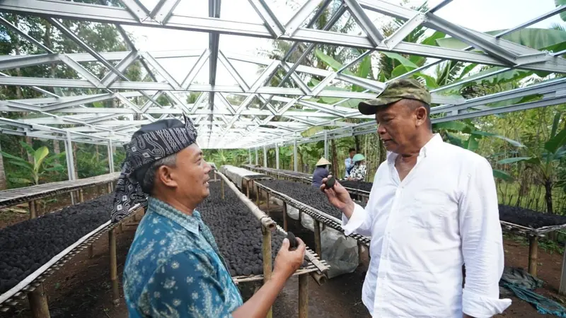 Calon Gubernur Jawa Barat TB Hasanuddin