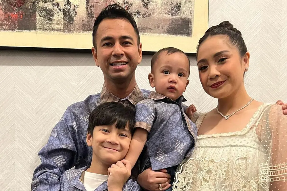 Raffi Ahmad dan Nagita Slavina di nikahan Kaesang-Erina (Instagram/raffinagita1717)