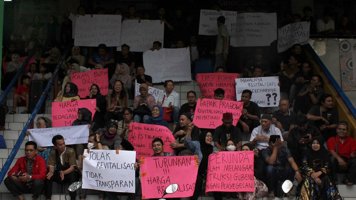 Protes Pedagang Pasar Pramuka Berlanjut, Aktivitas Perdagangan Lumpuh