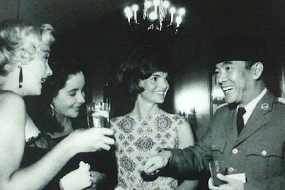 Foto Fenomenal Bung Karno