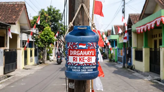 Inspirasi Hiasan 17 Agustus dari Galon Bekas