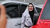 Sarita mengaku, bahwa telah ada kesepakatan untuk berpisah dengan suaminya. Berbagai persiapan, termasuk gugatan cerai yang akan dilayangkan pada Senin (16/4) mendatang. (Adrian Putra/Bintang.com)