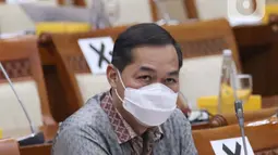 Mendag Muhammad Lutfi hadir pada rapat kerja di ruang rapat Komisi VI DPR RI, kompleks parlemen, Jakarta, Rabu (3/2/2021). Rapat kerja ini membahas realisasi anggaran tahun 2020, rencana kegiatan dan anggaran sesuai daftar isian pelaksanaan anggaranTahun 2021. (Liputan6.com/Angga Yuniar)