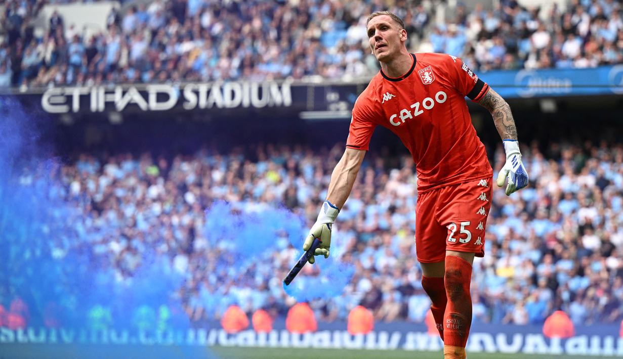 <p>Didatangkan Aston Villa pada tengah musim 2021/2022 dengan status pinjaman yang akhirnya dipermanenkan sejak awal musim 2022/2023, Robin Olsen yang kini berusia 33 tahun masih menjadi bayang-bayang kiper utama The Villans, Emiliano Martinez yang telah menghuni posisi kiper utama sejak didatangkan pada 2020/2021. Musim ini Robin Olsen telah bermain 4 kali bagi Aston Villa, namun tak satu pun terjadi di Liga Inggris. (AFP/Oli Scarff)</p>