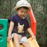 Staycation yang dikemas secara kreatif akan memperkuat ikatan emosional bersama anak. [Dok/Pexels.com/Micah Eleazar].