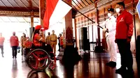 Prosesi pengukuhan kontingen Indonesia di ASEAN Para Games 2022. (Dok. National Paralympic Comittee Indonesia)