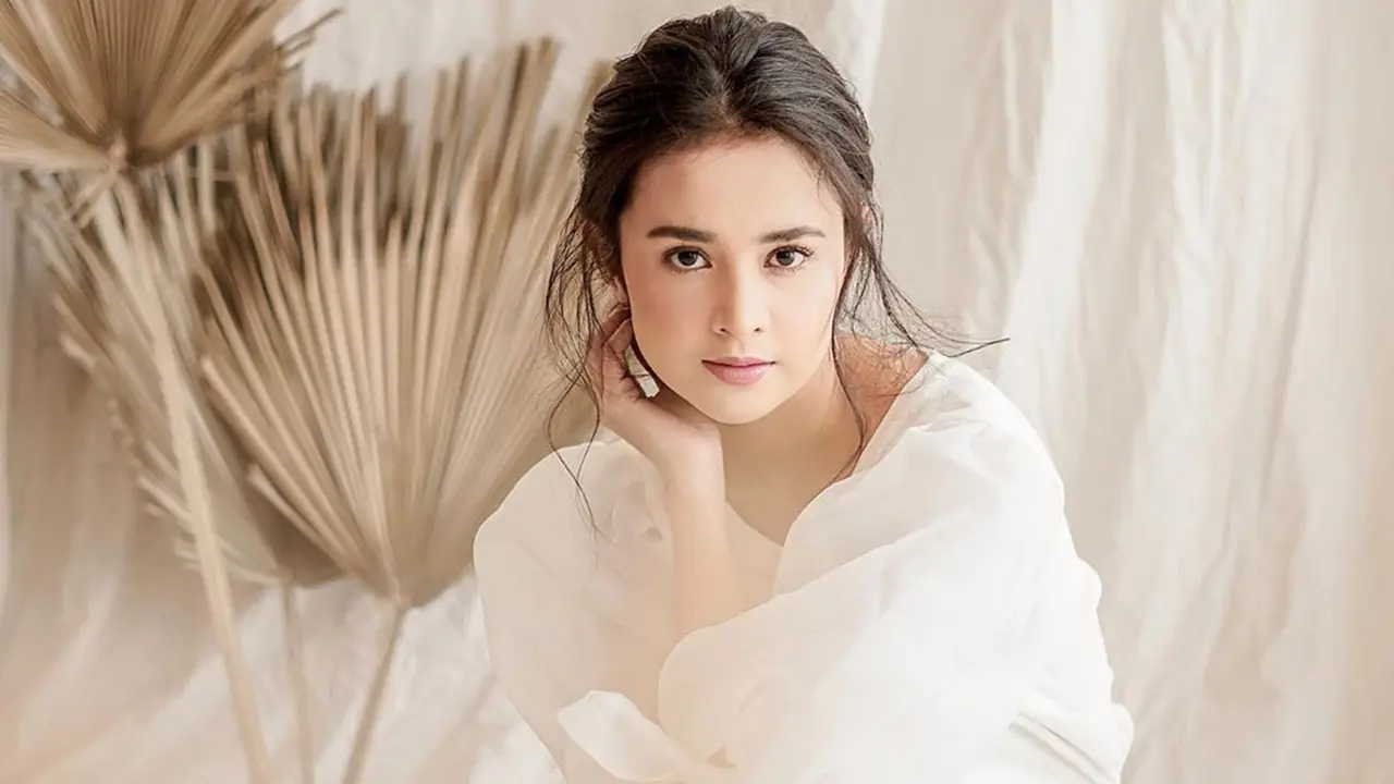 FOTO: Potret Michelle Ziudith dengan Makeup Flawless, Cantik Natural