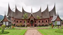 Rumah Gadang. (dok. dekoruma/Novi Thedora)