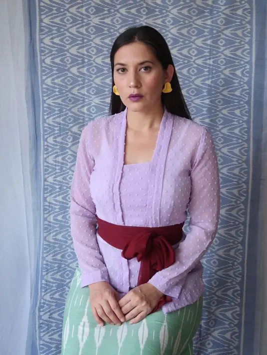 Hannah kerap membagikan unggahan gaya fashionnya melalui akun media sosial miliknya.