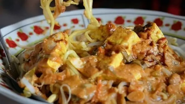 Sepiring toge goreng Bogor enak