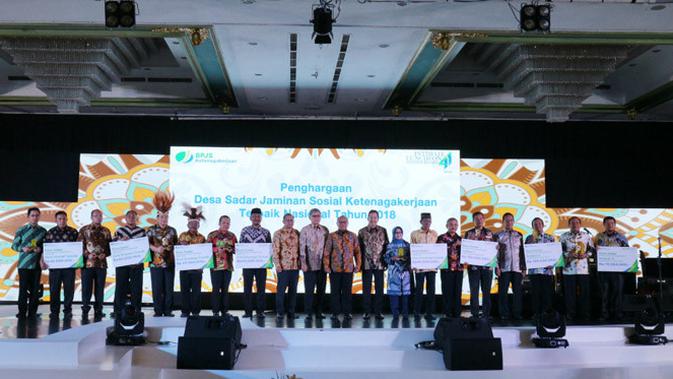 Penghargaan Desa Sadar Jaminan Sosial terbaik nasional tahun 2018.
