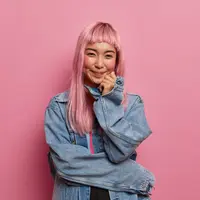 Ilustrasi Warna Cat Rambut / Freepik by wayhomestudio