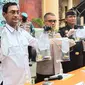 Ditresnarkoba Polda Banten bersama Bea Cukai Banten menangkap dua warga Aceh yang kedapatan membawa narkoba jenis sabu-sabu. Keduanya mencoba menyelundupkan sabu-sabu dengan cara memasukkannya ke dalam anus. (Liputan6.com/ Yandhi Deslatama)