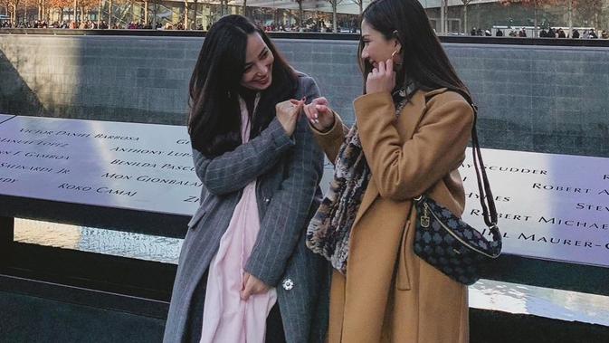 Potret Kebersamaan Asmirandah dan Jessica Mila. (Sumber: Instagram.com/asmirandah89)