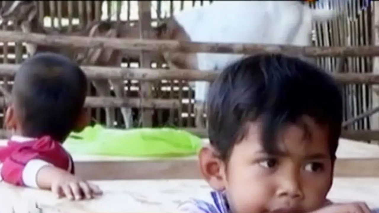 Siswa TK dan PAUD di Ponorogo Terpaksa Belajar di Kandang Kambing