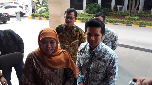 Khofifah Indar Parawansa - Emil Dardak menemui Ketua Umum Partai Golkar Airlangga Hartarto