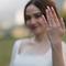 Foto Detail Cincin Syifa Hadju saat Dilamar El Rumi, Elegan dengan Berlian Mewah 3.01 Karat (sumber: Instagram/syifahadju)