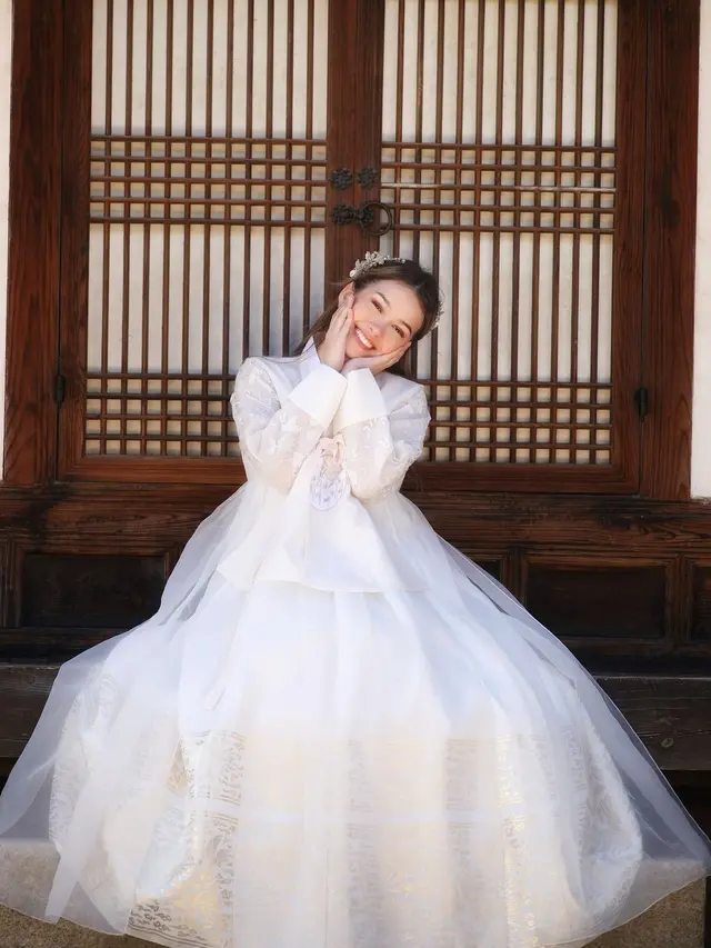 8 Potret Rebecca Klopper Liburan di Korea, Sambangi Lokasi Syuting K-Drama
