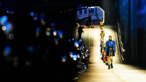 Semarak Fashion Show Louis Vuitton di Seoul, Dihadiri Raline Shah